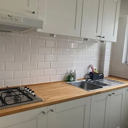 Charming Sunny 100m2 Entire With 2 Bedrooms *