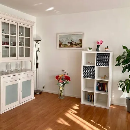 Charming Sunny 100m2 Entire With 2 Bedrooms